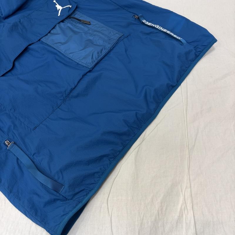 ジョーダン JORDAN ジャケット、上着 ジャンパー、ブルゾン AJ1069-301 AJ23 Engineered Lightweight Training Jacket blue XL XL ロゴ、文字 青 / ブルー / blue メンズ USED 古着 中古 50163626