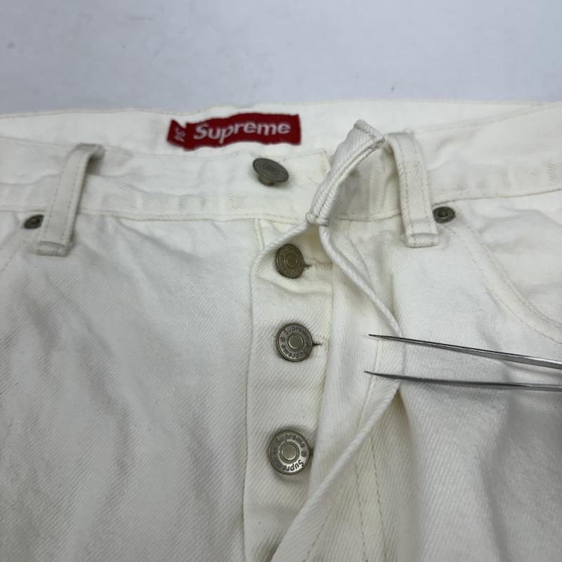 シュプリーム Supreme パンツ デニム、ジーンズ Regular Jean ボタンフライ ホワイト デニム パンツ 34インチ 白 / ホワイト / white メンズ USED 古着 中古 50163627