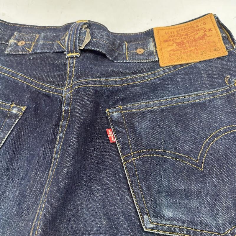 リーバイス Levi s パンツ デニム、ジーンズ 201XX ボタンフライ セルビッチ デニム パンツ シンチバック BIGE 32インチ インディゴ / インディゴ / Indigo メンズ USED 古着 中古 50163629