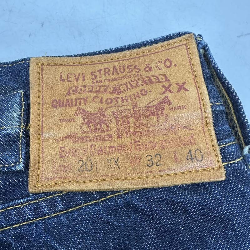 リーバイス Levi s パンツ デニム、ジーンズ 201XX ボタンフライ セルビッチ デニム パンツ シンチバック BIGE 32インチ インディゴ / インディゴ / Indigo メンズ USED 古着 中古 50163629