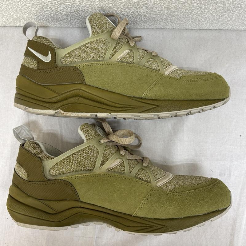 ナイキ NIKE スニーカー スニーカー 306127-300 AIR HUARACHE LIGHT エアハラチライト スニーカー ミリティアグリーン 27.5cm メンズ USED 古着 中古 50163647