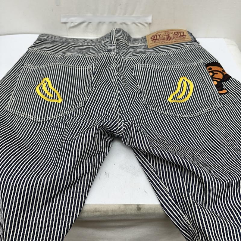 アベイシングエイプ A BATHING APE パンツ ショートパンツ BAPE MILO マイロ 刺繍 ヒッコリー ストライプ デニム ハーフ パンツ S インディゴ / インディゴ / Indigo X 白 / ホワイト / white メンズ USED 古着 中古 50163682