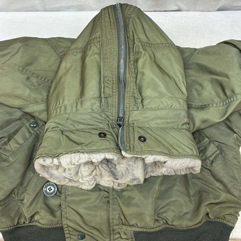 アルファ インダストリー Alpha Industries ジャケット、上着 フライトジャケット 80s 90s N-2B フライトジャケット 3本線タグ USA製 ヴィンテージ M メンズ USED 古着 中古 50163694