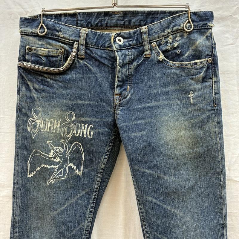 ヒステリックグラマー HYSTERIC GLAMOUR パンツ デニム、ジーンズ Hysterics レッドツェッペリン 00s スタッズ ペイント クラッシュ フレア ブーツカット デニムパンツ Y2K S レディース USED 古着 中古 50163752