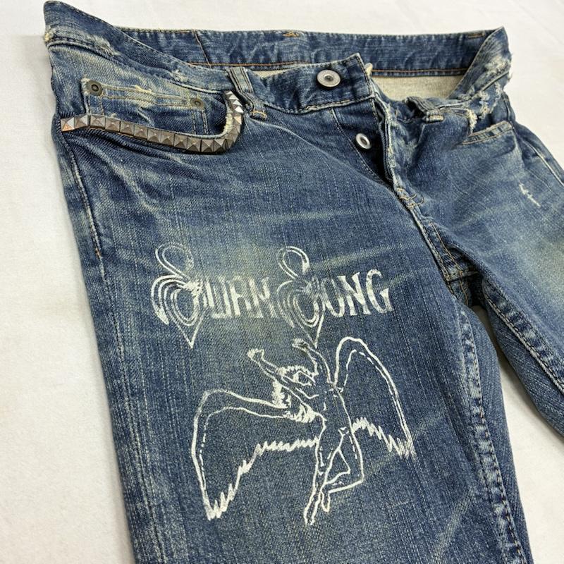 ヒステリックグラマー HYSTERIC GLAMOUR パンツ デニム、ジーンズ Hysterics レッドツェッペリン 00s スタッズ ペイント クラッシュ フレア ブーツカット デニムパンツ Y2K S レディース USED 古着 中古 50163752