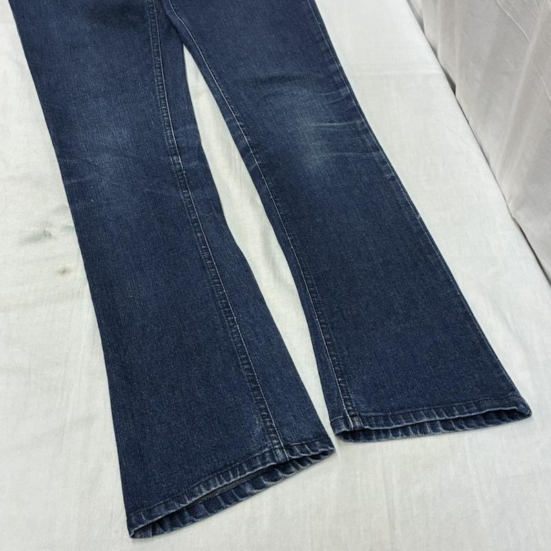 ヴィヴィアンウエストウッド Vivienne Westwood パンツ デニム、ジーンズ ANGLOMANIA オリゾンティ期 エンボスロゴ ストレッチ フレア ブーツカット デニムパンツ Y2K アーカイブ 26インチ レディース USED 古着 中古 50163753