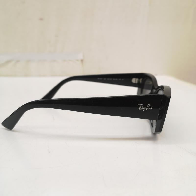 レイバン Ray-Ban めがね・サングラス サングラス KAT BIO-BASED RB4427 6677/87 49□20 145 サングラス - 黒 / ブラック / black メンズ USED 古着 中古 50163754