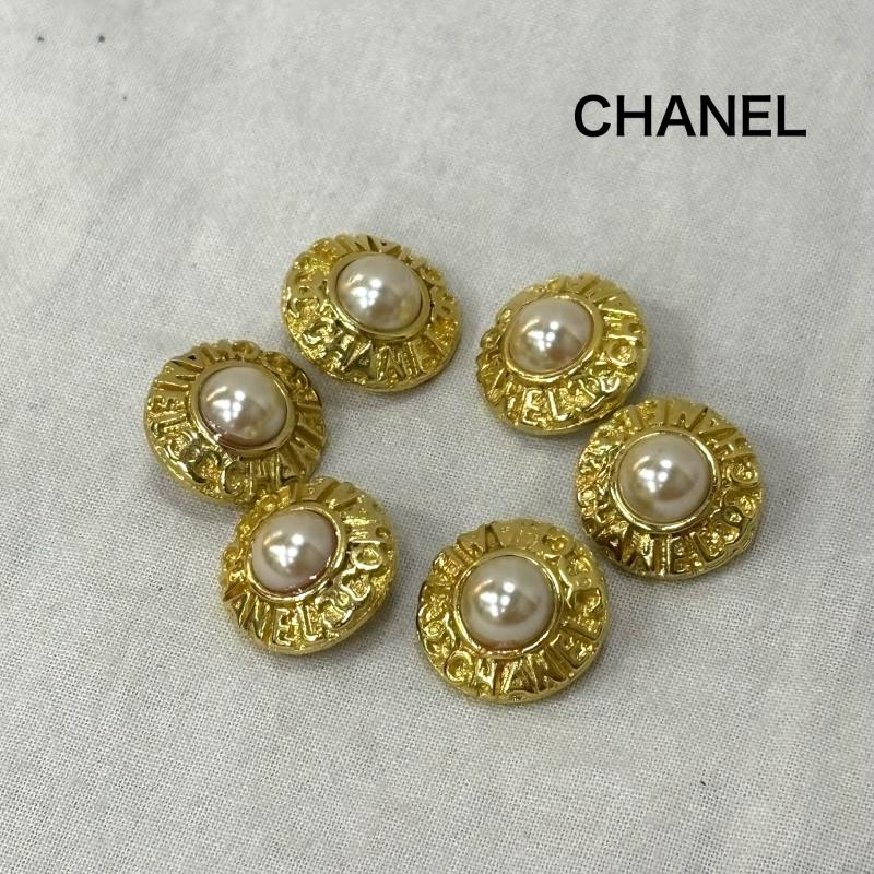 シャネル CHANEL ファッション小物 ファッション小物 ボタン スペア ゴールド フェイクパール - 金 / ゴールド / gold color レディース USED 古着 中古 50163777
