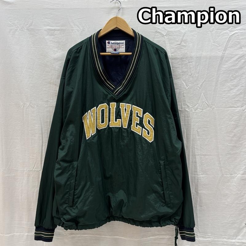 チャンピオン Champion トレーナー 長袖 ビッグサイズ ナイロン トレーナー WOLVES Vネック XL 緑 / グリーン / green メンズ USED 古着 中古 50163857