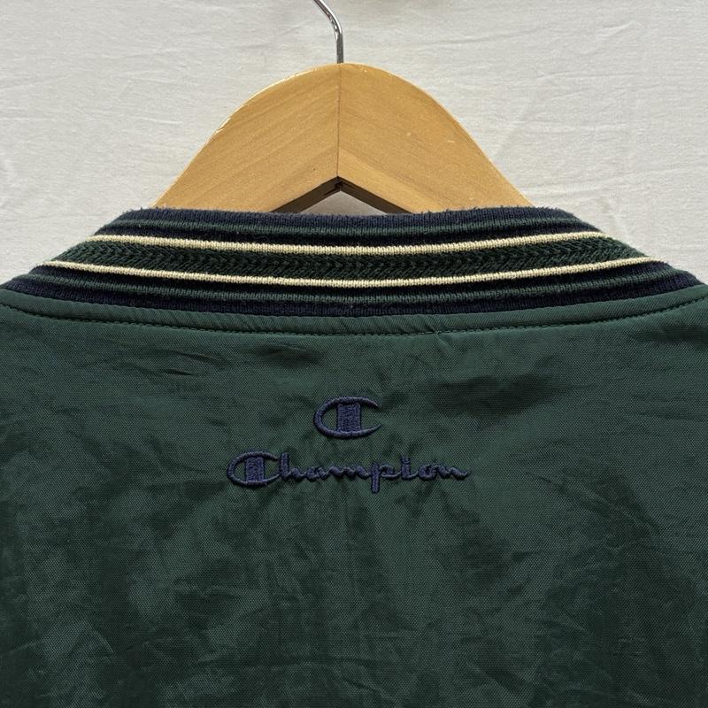 チャンピオン Champion トレーナー 長袖 ビッグサイズ ナイロン トレーナー WOLVES Vネック XL 緑 / グリーン / green メンズ USED 古着 中古 50163857