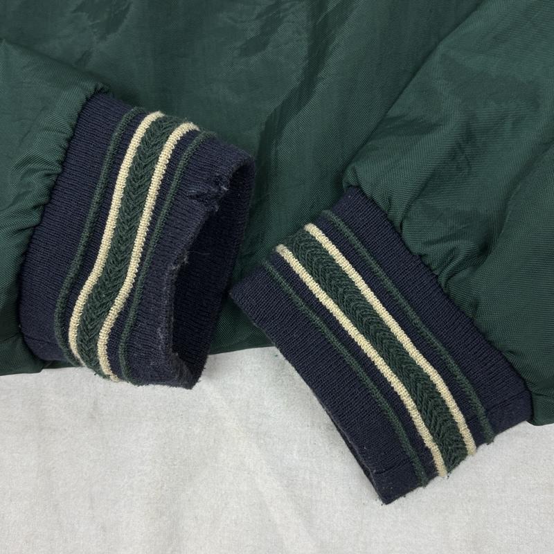 チャンピオン Champion トレーナー 長袖 ビッグサイズ ナイロン トレーナー WOLVES Vネック XL 緑 / グリーン / green メンズ USED 古着 中古 50163857