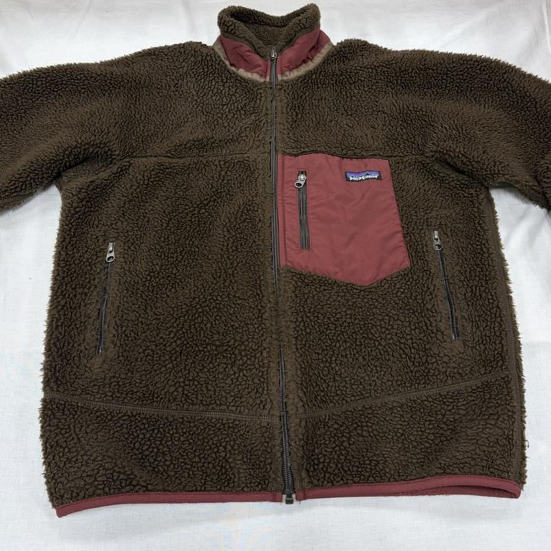 パタゴニア patagonia ジャケット、上着 ジャンパー、ブルゾン クラシック レトロ X ボア ジップアップ ジャケット ハイネック M ロゴ、文字 X 刺繍 茶 / ブラウン / brown X えんじ / ワインレッド / dark red メンズ USED 古着 中古 50163873