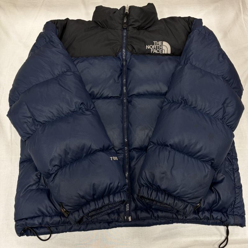 ザノースフェイス THE NORTH FACE ジャケット、上着 ダウンジャケット NUPTSE JACKET ヌプシ ダウン ジャケット 700 ロゴ 刺繍 95 - ロゴ、文字 X 刺繍 紺 / ネイビー / navy X 黒 / ブラック / black X 灰 / グレー / gray メンズ USED 古着 中古 50163884