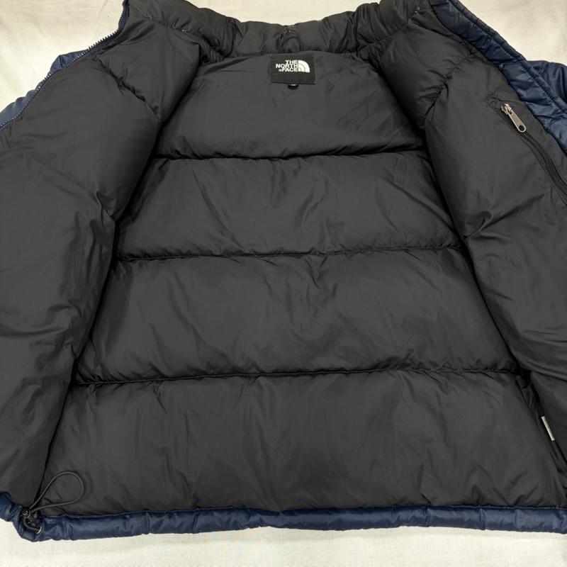 ザノースフェイス THE NORTH FACE ジャケット、上着 ダウンジャケット NUPTSE JACKET ヌプシ ダウン ジャケット 700 ロゴ 刺繍 95 - ロゴ、文字 X 刺繍 紺 / ネイビー / navy X 黒 / ブラック / black X 灰 / グレー / gray メンズ USED 古着 中古 50163884