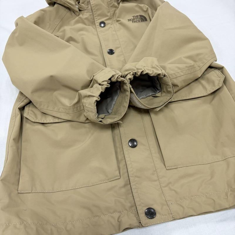 ザノースフェイス THE NORTH FACE ジャケット、上着 ジャンパー、ブルゾン ナイロン ジャケット マウンテンコート ロゴ 刺繍 NPJ61808 防水 キャンプ 130cm ロゴ、文字 X 刺繍 ベージュ / ベージュ / beige X 茶 / ブラウン / brown ガールズ USED 古着 中古 50163887
