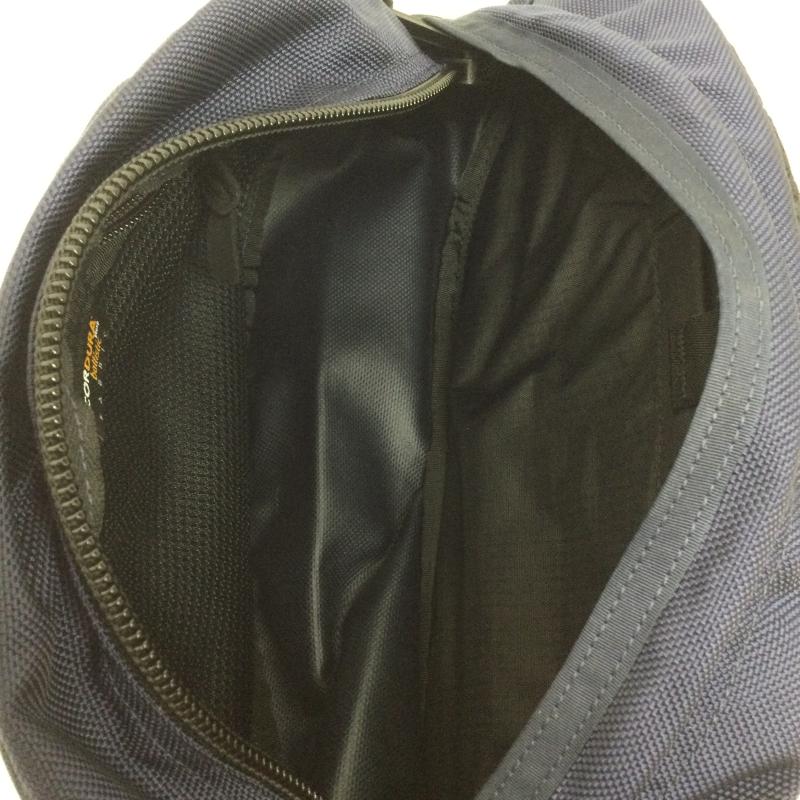 グレゴリー GREGORY ウエストバッグ ウエストバッグ gregory　ウエストバッグ　ボディバッグ　CORDURA - 無地 紺 / ネイビー / navy メンズ USED 古着 中古 50163936