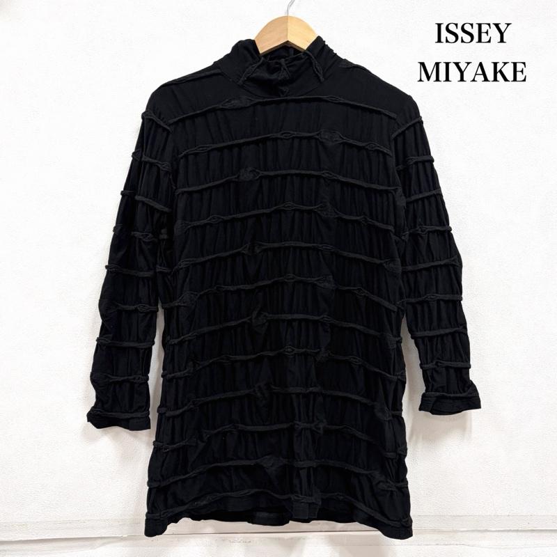 イッセイミヤケ ISSEY MIYAKE カットソー 長袖 HaaT ハート HA71JT128 長袖 立体プリーツ ボーダー ハイネック カットソー 2 無地 黒 / ブラック / black レディース USED 古着 中古 50163974
