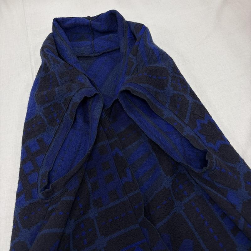 イッセイミヤケ ISSEY MIYAKE ワンピース ロングスカート HaaT 幾何学模様 和柄 ウール ノースリーブ アシンメトリー ワンピース HA63JH246 3 幾何柄 青 / ブルー / blue X 黒 / ブラック / black レディース USED 古着 中古 50163977