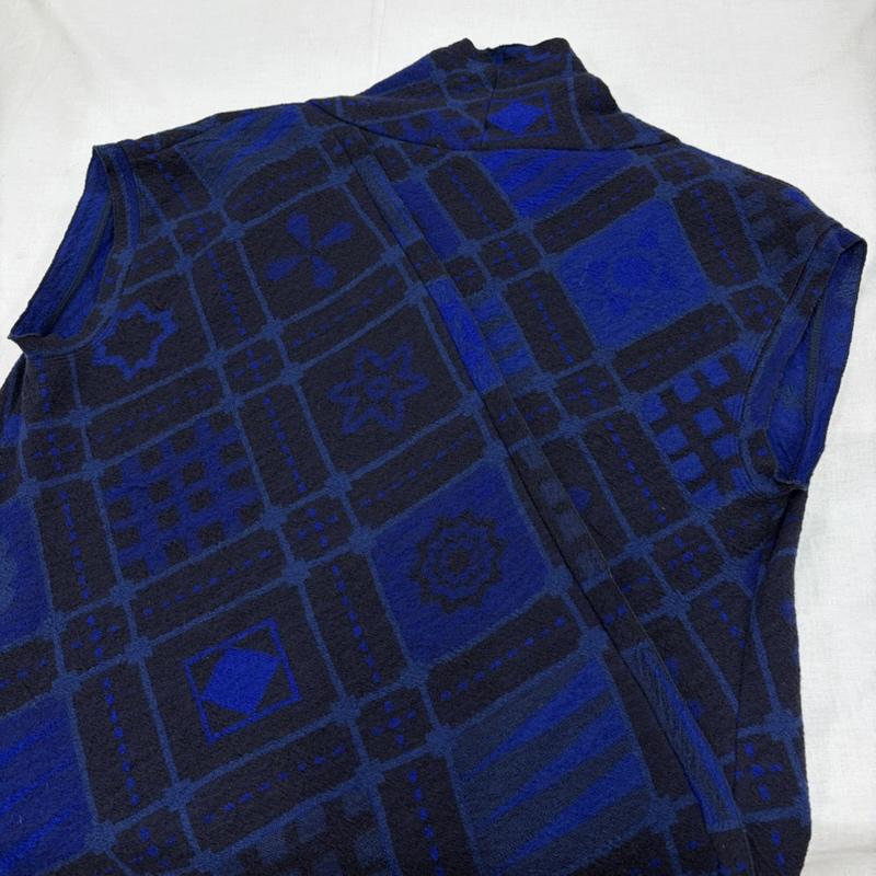 イッセイミヤケ ISSEY MIYAKE ワンピース ロングスカート HaaT 幾何学模様 和柄 ウール ノースリーブ アシンメトリー ワンピース HA63JH246 3 幾何柄 青 / ブルー / blue X 黒 / ブラック / black レディース USED 古着 中古 50163977
