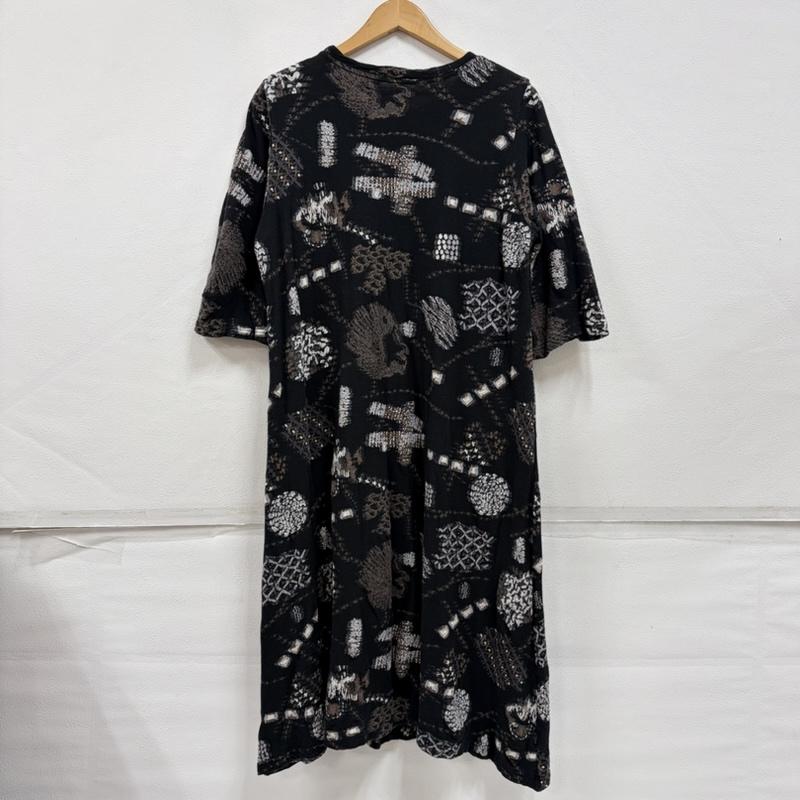 イッセイミヤケ ISSEY MIYAKE ワンピース ロングスカート HaaT 七分袖 エスニック 総柄 ロング ワンピース 幾何学模様 HA93JH182 日本製 2 幾何柄 黒 / ブラック / black X 茶 / ブラウン / brown X 白 / ホワイト / white X 灰 / グレー / gray レディース USED 古着 中古 50163979