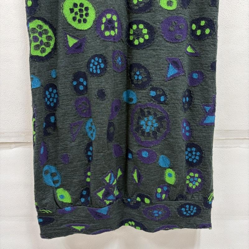 イッセイミヤケ ISSEY MIYAKE ワンピース ひざ丈スカート HaaT ノースリーブ 総柄 ウール ワンピース HA61JT297 日本製 2 総柄 マルチカラー / マルチカラー / multicolor レディース USED 古着 中古 50163982