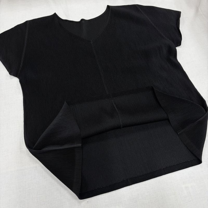 プリーツプリーズ PLEATS PLEASE カットソー 半袖 ISSEY MIYAKE イッセイミヤケ 半袖 プリーツ カットソー 3 無地 黒 / ブラック / black レディース USED 古着 中古 50163992