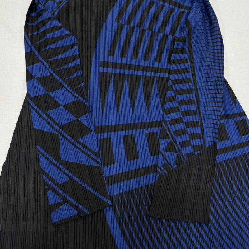 プリーツプリーズ PLEATS PLEASE カットソー 長袖 総柄プリント 長袖 ロングスリーブ カットソー ハイネック チュニック ワンピース PP51-FT344 3 プリント 青 / ブルー / blue X 黒 / ブラック / black レディース USED 古着 中古 50163994