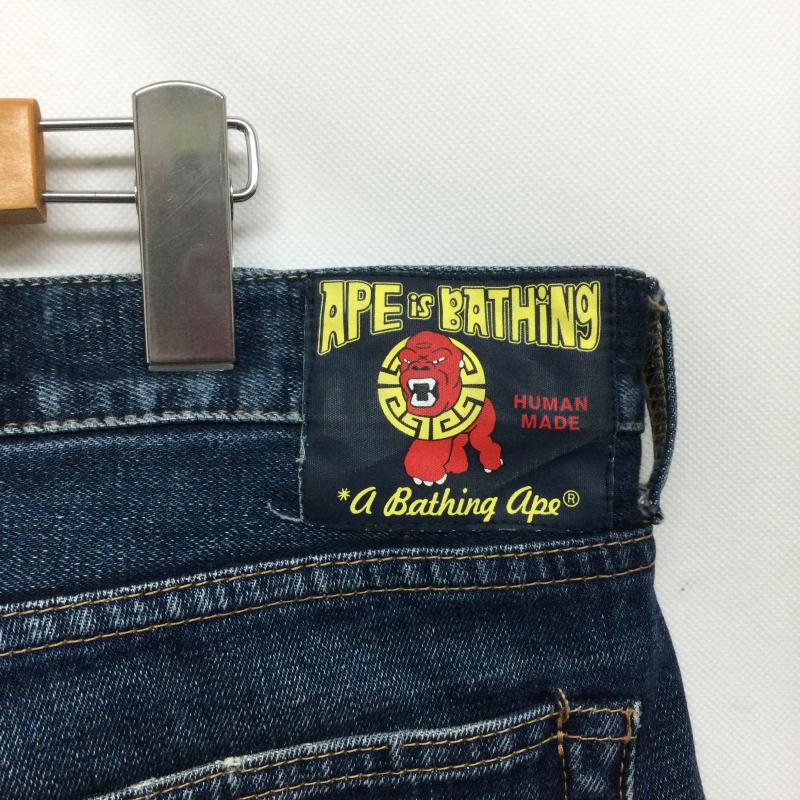 アベイシングエイプ A BATHING APE ボトムス ボトムス バックロゴプリント デニムパンツ ジーンズ 日本製 L ロゴ、文字 インディゴ / インディゴ / Indigo メンズ USED 古着 中古 50164055