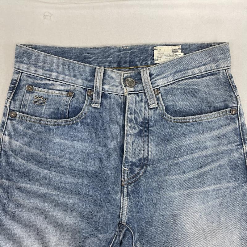 ジースターロゥ G-STAR RAW パンツ デニム、ジーンズ 3301 レザーパッチ ボタンフライ デニム パンツ 28インチ インディゴ / インディゴ / Indigo メンズ USED 古着 中古 50164076