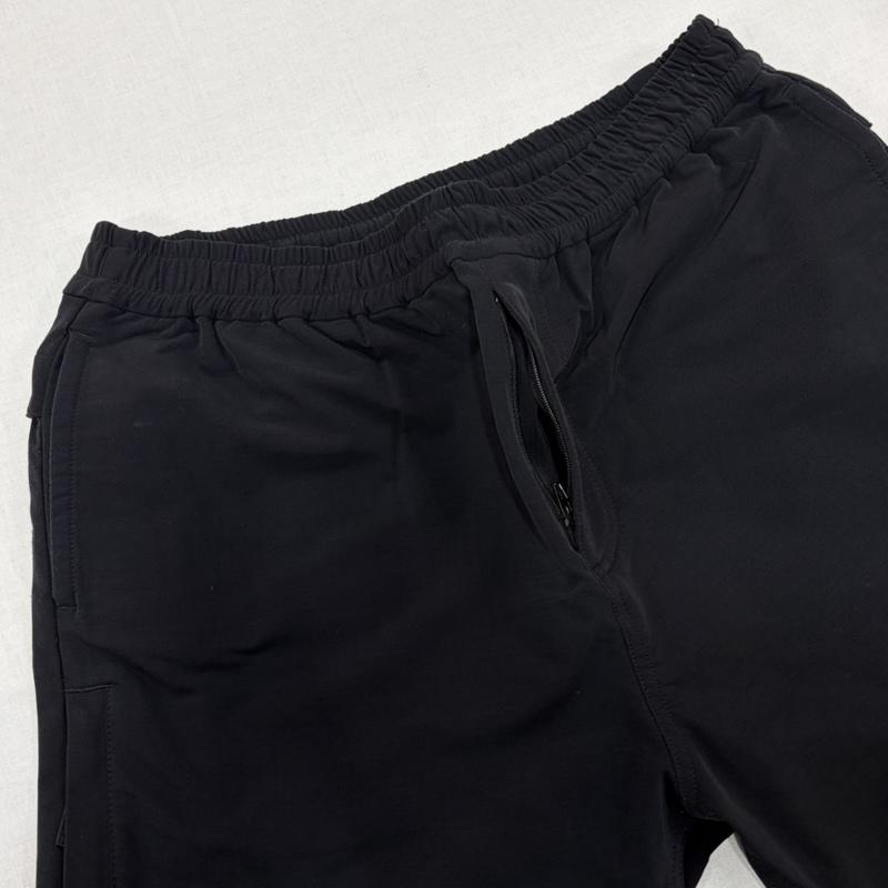 アンダーカバー UNDERCOVER パンツ ワークパンツ、ペインターパンツ 19ss 時計じかけのオレンジ テック テーパード ジョガーパンツ ナイロン 2 ロゴ、文字 X プリント 黒 / ブラック / black X 白 / ホワイト / white メンズ USED 古着 中古 50164097