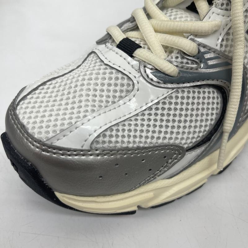 ニューバランス New Balance スニーカー スニーカー u530esa U530 モデル SILVER BLK ESA 27.0cm メンズ USED 古着 中古 50164104