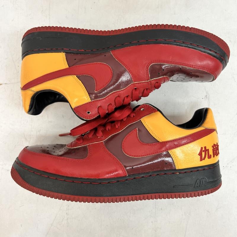 ナイキ NIKE スニーカー スニーカー 2004年 AIR FORCE 1 LEBRON CHAMBER OF FEAR 仇敵 311729-661 28.5cm 赤 / レッド / red メンズ USED 古着 中古 50164138