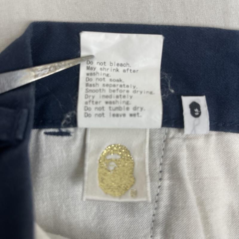 アベイシングエイプ A BATHING APE パンツ ショートパンツ 日本製 ワーク ハーフパンツ クロップド パンツ 4860-152-001 M 紺 / ネイビー / navy メンズ USED 古着 中古 50164175