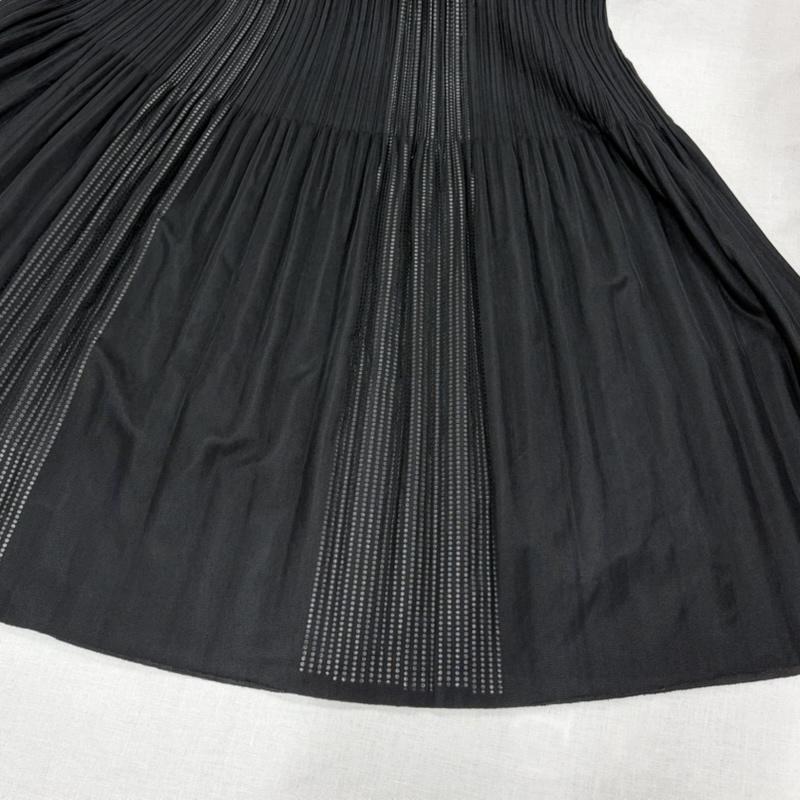 プリーツプリーズ PLEATS PLEASE ワンピース ロングスカート 17SS ISSEY MIYAKE イッセイミヤケ ノースリーブ プリーツ ワンピース PP71-JH676 2 黒 / ブラック / black レディース USED 古着 中古 50164181