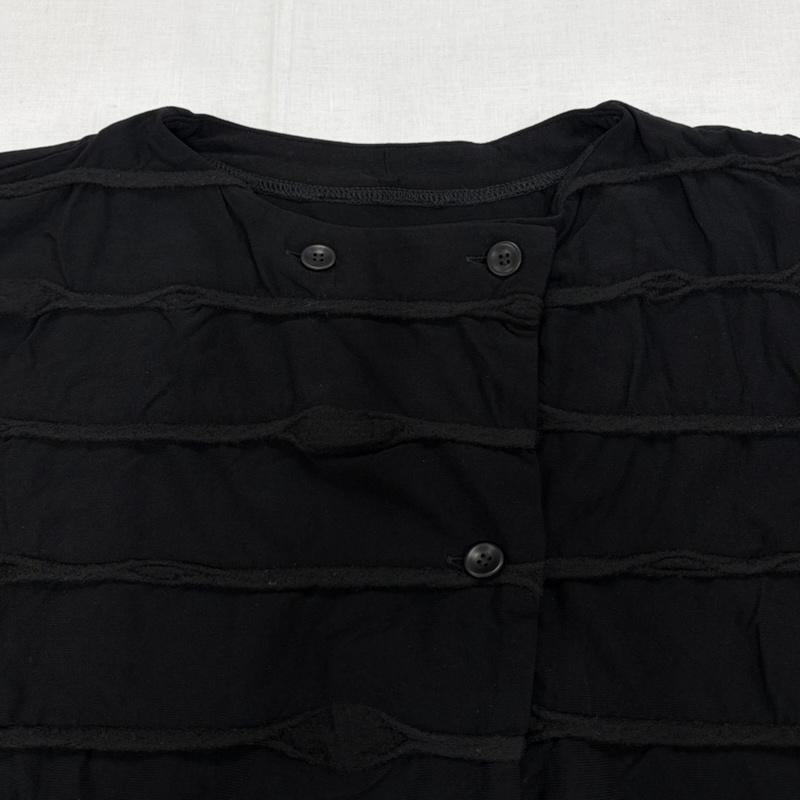 イッセイミヤケ ISSEY MIYAKE カーディガン 長袖 HaaT ハート 長袖 立体 プリーツ ボーダー デザイン カーディガン カットソー 日本製 2 無地 黒 / ブラック / black レディース USED 古着 中古 50164186