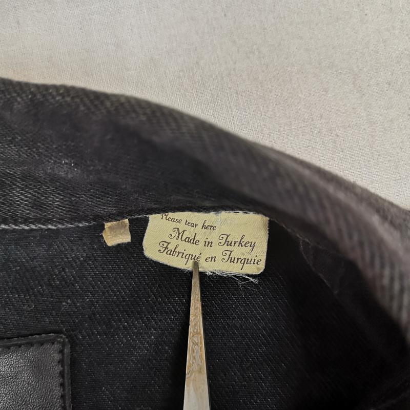 リーバイスプレミアム Levis PReMIUM ジャケット、上着 ジャケット、ブレザー フロントプリーツ ボックス シルエット デニム トラッカー ジャケット 19825-0004 1 黒 / ブラック / black メンズ USED 古着 中古 50164189