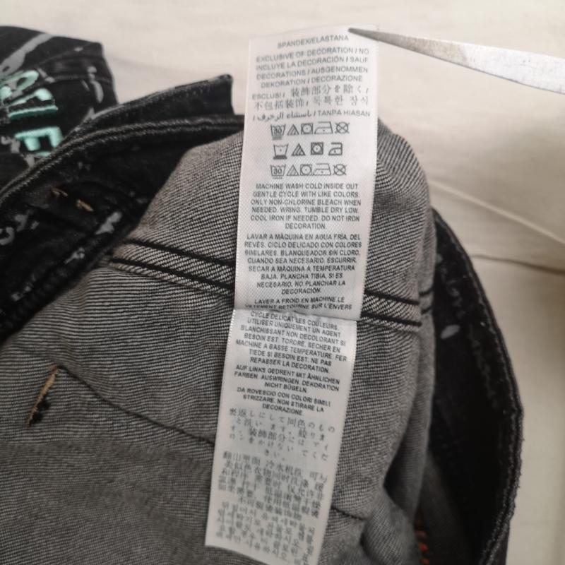 ゲス Guess ジャケット、上着 ジャケット、ブレザー カラフル 総柄 刺繡 ウォッシュ加工 M91XN1R2TR2 XL 黒 / ブラック / black メンズ USED 古着 中古 50164242