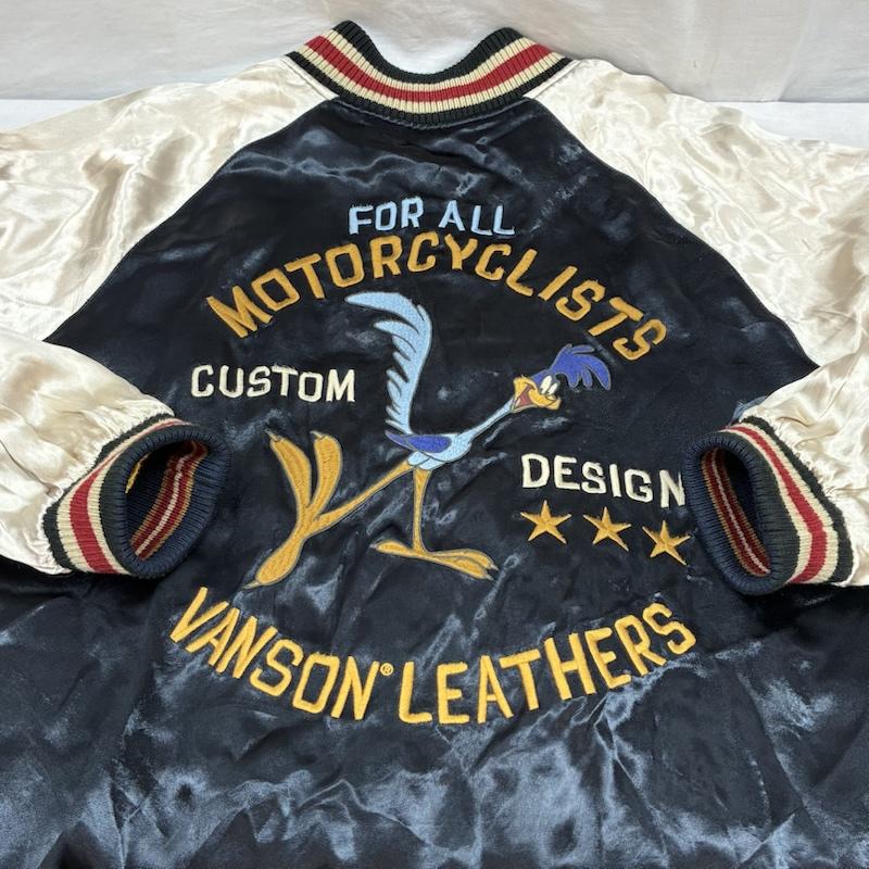 ヴァンソン VANSON ジャケット、上着 ジャンパー、ブルゾン ルーニー・テューンズ LOONEY TUNES レーヨン サテン リバーシブル スカジャン XXL メンズ USED 古着 中古 50164281