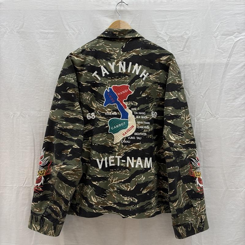 古着 USED ジャケット、上着 ジャンパー、ブルゾン Universal Style Wear タイガーカモフラ 迷彩 ベトジャン ジャケット 和柄 刺繍 643024 L カモフラージュ柄・迷彩 メンズ USED 古着 中古 50164287