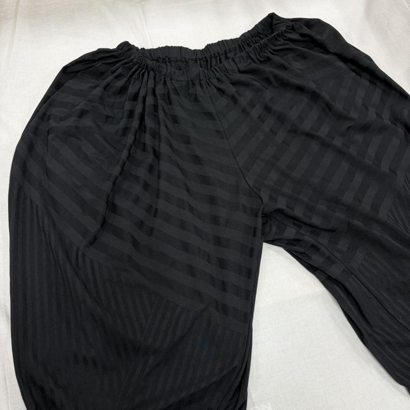 イッセイミヤケ ISSEY MIYAKE パンツ サルエルパンツ ストライプ サルエルパンツ イージーパンツ ウエストゴム IM41JF522 日本製 2 ストライプ 黒 / ブラック / black レディース USED 古着 中古 50164322