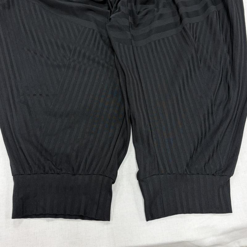イッセイミヤケ ISSEY MIYAKE パンツ サルエルパンツ ストライプ サルエルパンツ イージーパンツ ウエストゴム IM41JF522 日本製 2 ストライプ 黒 / ブラック / black レディース USED 古着 中古 50164322