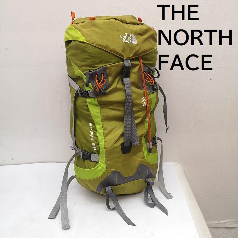 ザノースフェイス THE NORTH FACE リュックサック、デイパック リュックサック、デイバッグ Spire32 ベトナム製 バックパック 中型 クライミング パック. 薄緑 / ライトグリーン / メンズ USED 古着 中古 50164334