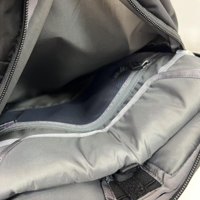 パタゴニア patagonia リュックサック、デイパック リュックサック、デイバッグ レフュジオ・デイパック 26L 47913 - 黒 / ブラック / black メンズ USED 古着 中古 50164344