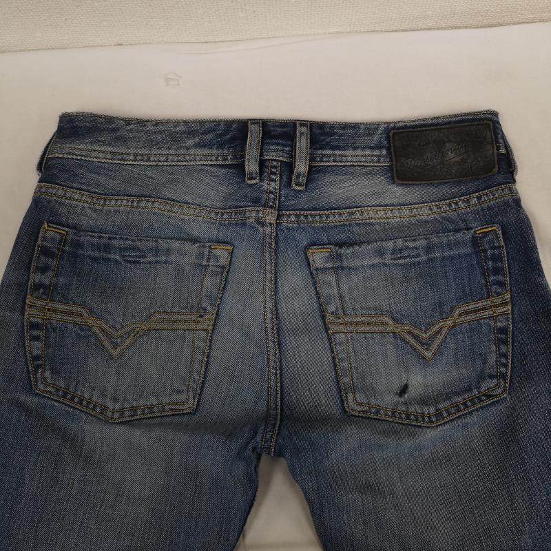 ディーゼル DIESEL パンツ デニム、ジーンズ ウォッシュ加工 ダメージ加工 コインポケット フレア 00E7040M002 28インチ インディゴ / インディゴ / Indigo メンズ USED 古着 中古 50164367