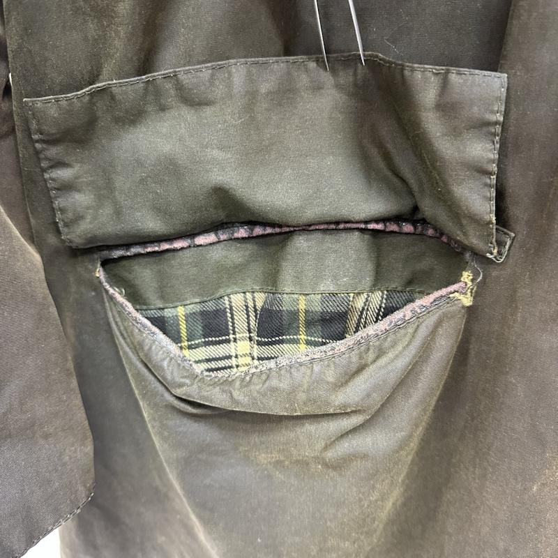 バーブァー Barbour コート コート一般 BURGHLEY ワックス オイルド コート - オリーブグリーン / オリーブグリーン / メンズ USED 古着 中古 50164378