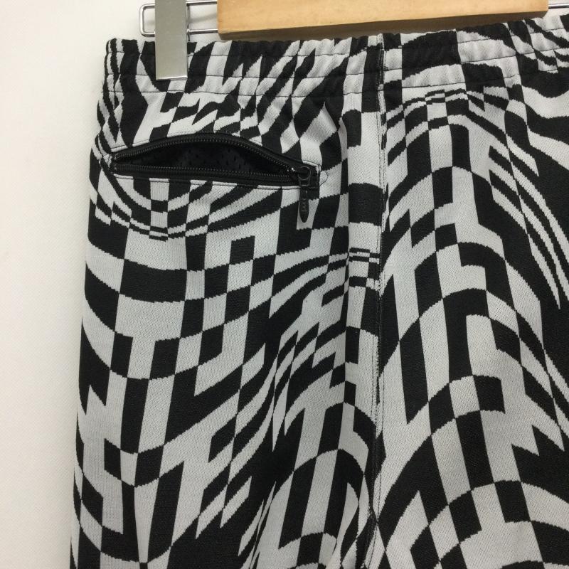 ニードルス Needles パンツ スラックス Needles KP345A トラック パンツ 総柄 XS 黒 ブラック 日本製 ネペンテス メンズ XS 総柄 白 / ホワイト / white X 黒 / ブラック / black メンズ USED 古着 中古 50164419