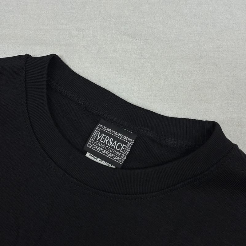 ヴェルサーチジーンズクチュール VERSACE JEANS COUTURE Tシャツ 半袖 イタリア製 ロゴ クルーネック 半袖 Tシャツ - 黒 / ブラック / black レディース USED 古着 中古 50164424