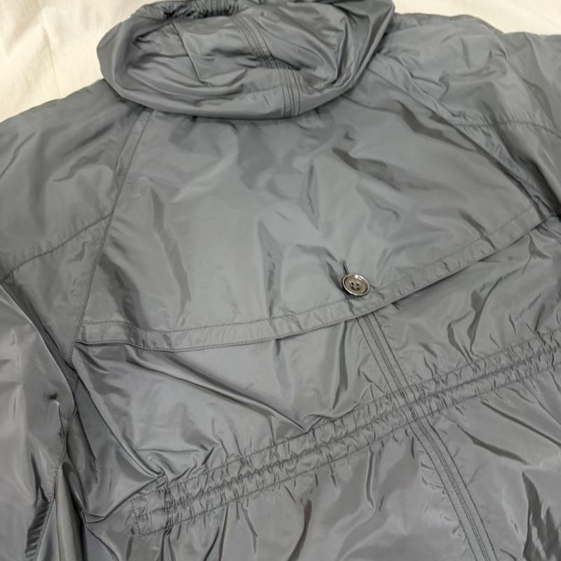 バーバリー BURBERRY ジャケット、上着 ジャンパー、ブルゾン BURBERRY BRIT ドルマンスリーブ ナイロンフーデッドジャンパー dusty blue M M 無地 水色 / ライトブルー / レディース USED 古着 中古 50164437