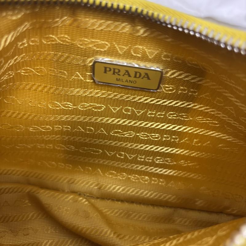 プラダ PRADA ハンドバッグ ハンドバッグ Re-Edition 2005 Re-Nylon ミニバッグ ナイロン 1NE204 - 黄 / イエロー / yellow レディース USED 古着 中古 50164490