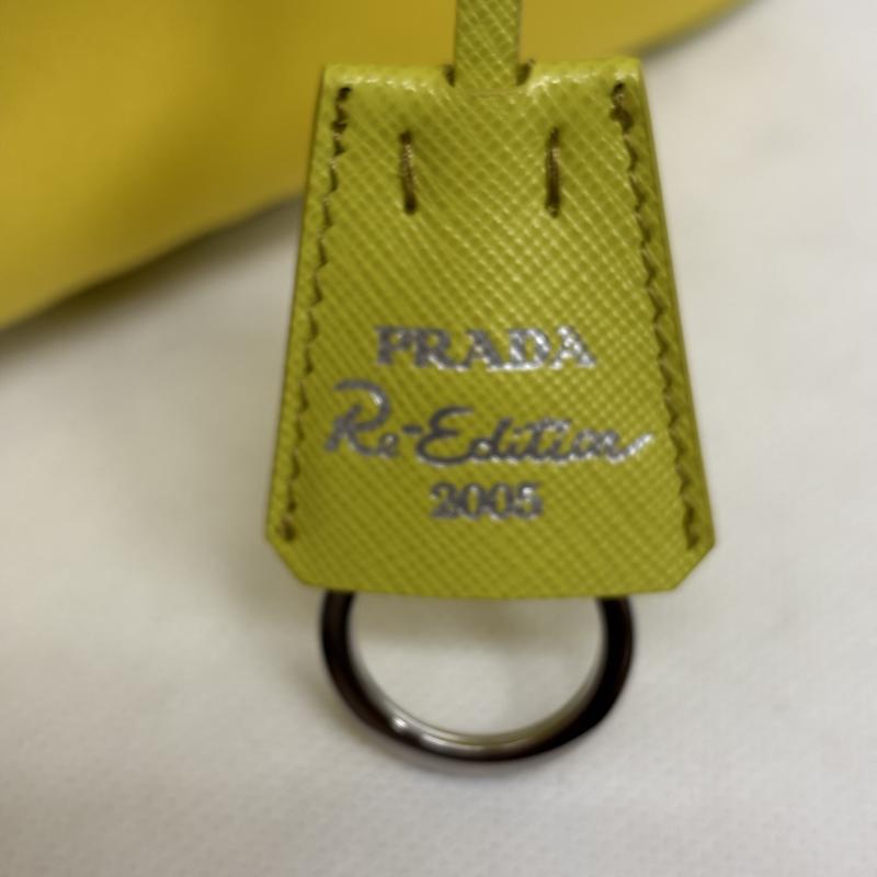 プラダ PRADA ハンドバッグ ハンドバッグ Re-Edition 2005 Re-Nylon ミニバッグ ナイロン 1NE204 - 黄 / イエロー / yellow レディース USED 古着 中古 50164490